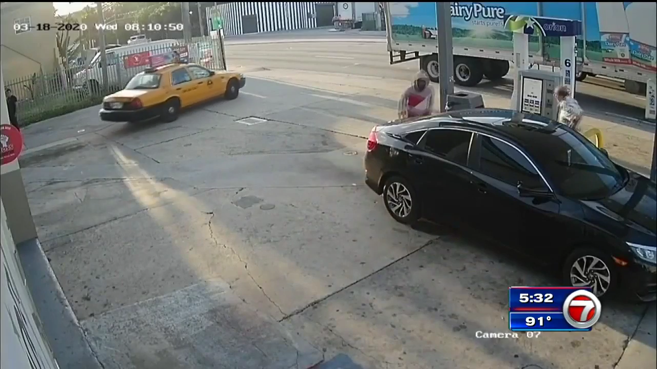 Gas station surveillance shows clearer picture of man seen stabbing ...