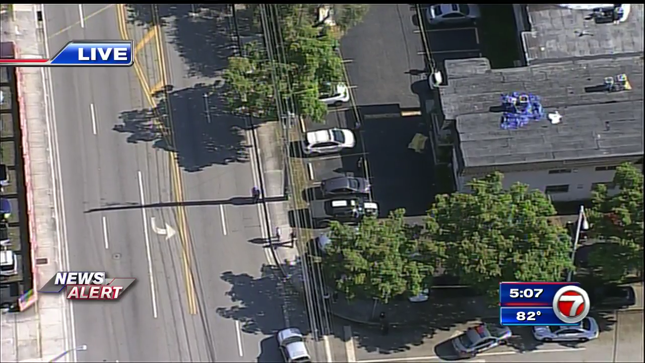 Man dead in Hialeah after police-involved shooting - WSVN 7News | Miami ...