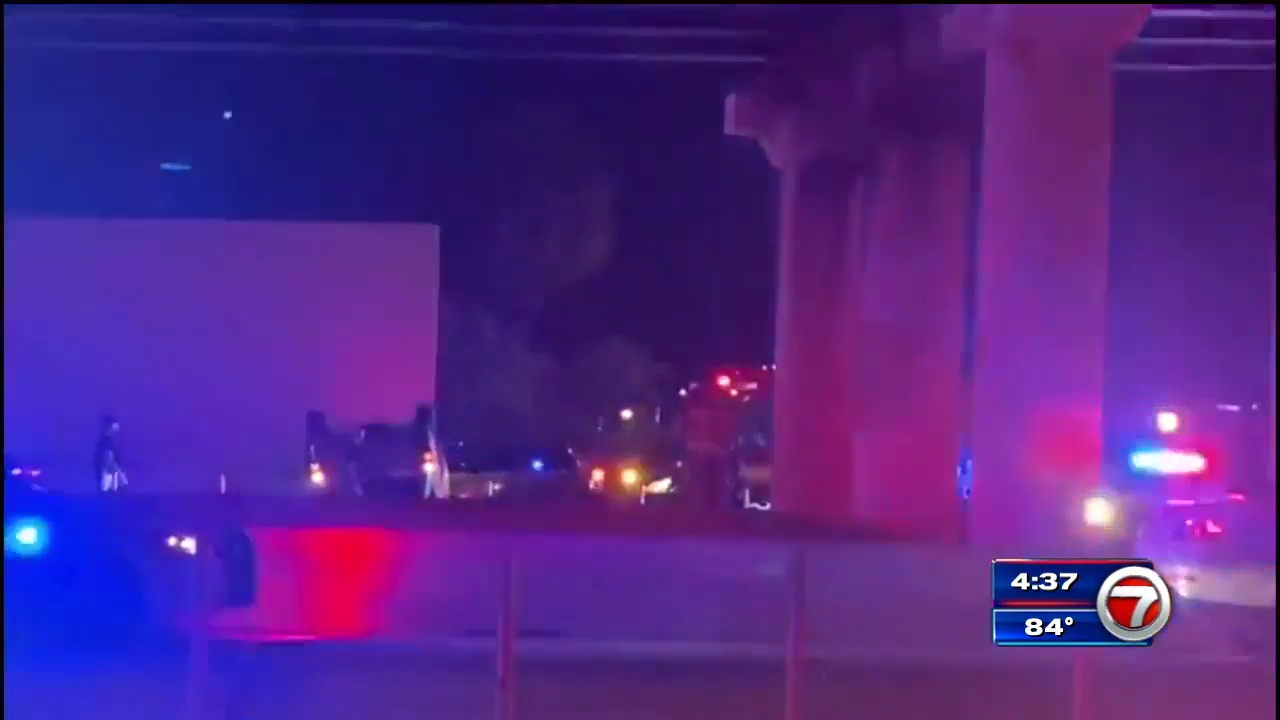 2 transported after rollover crash on I-95 in Miami - WSVN 7News ...