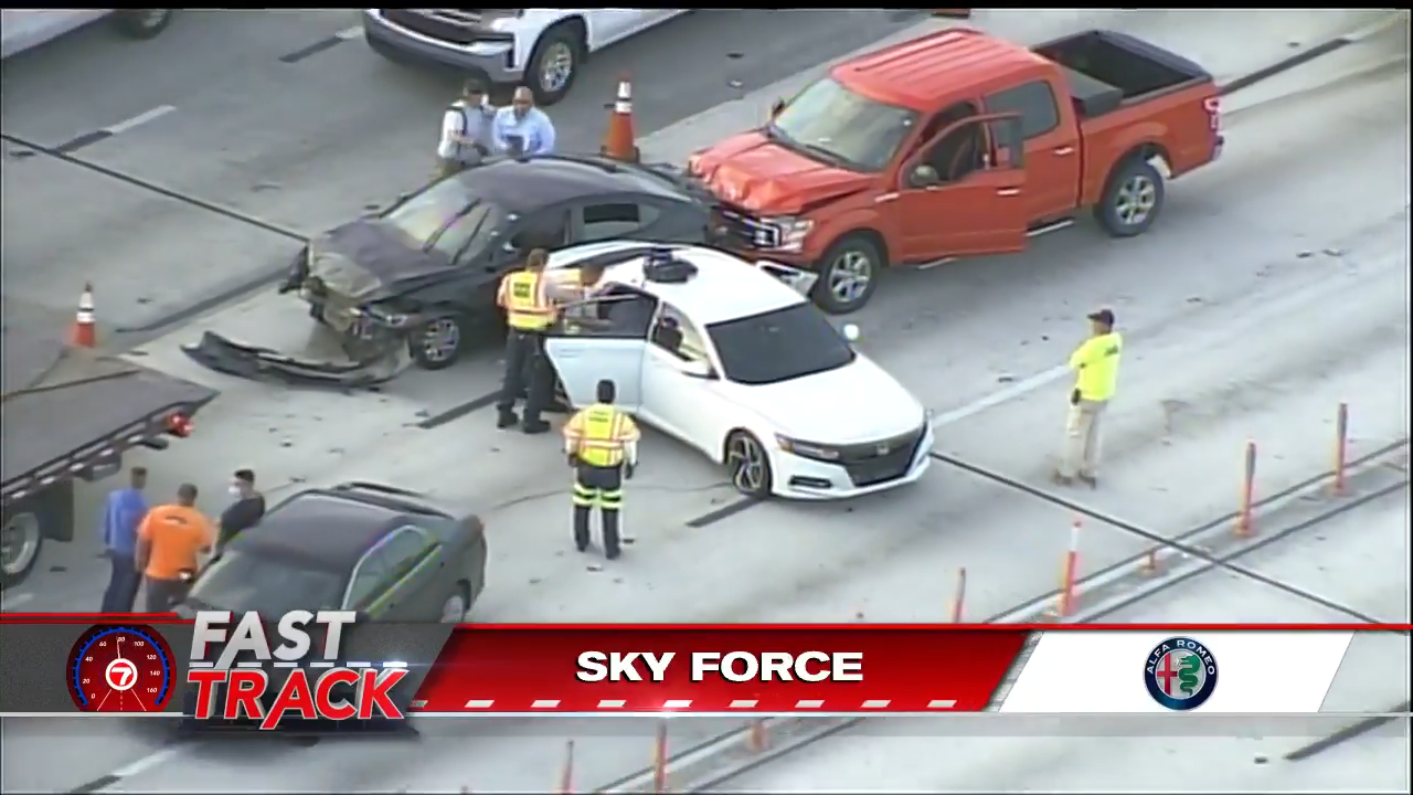 5-vehicle crash in North Miami leads to lane closures on I-95 - WSVN ...