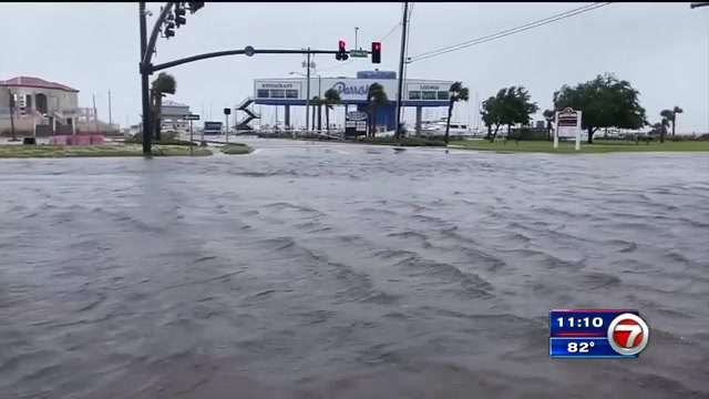 Tropical Storm Cristobal crashes onto US Gulf Coast amid flood threat ...