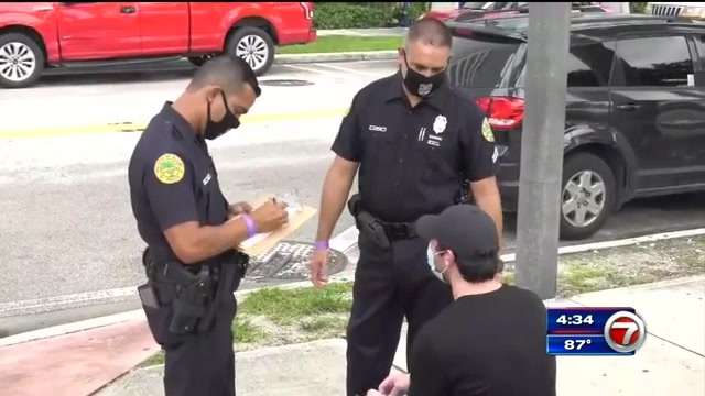 No more warnings: Miami cops ticketing mask mandate violators - WSVN ...