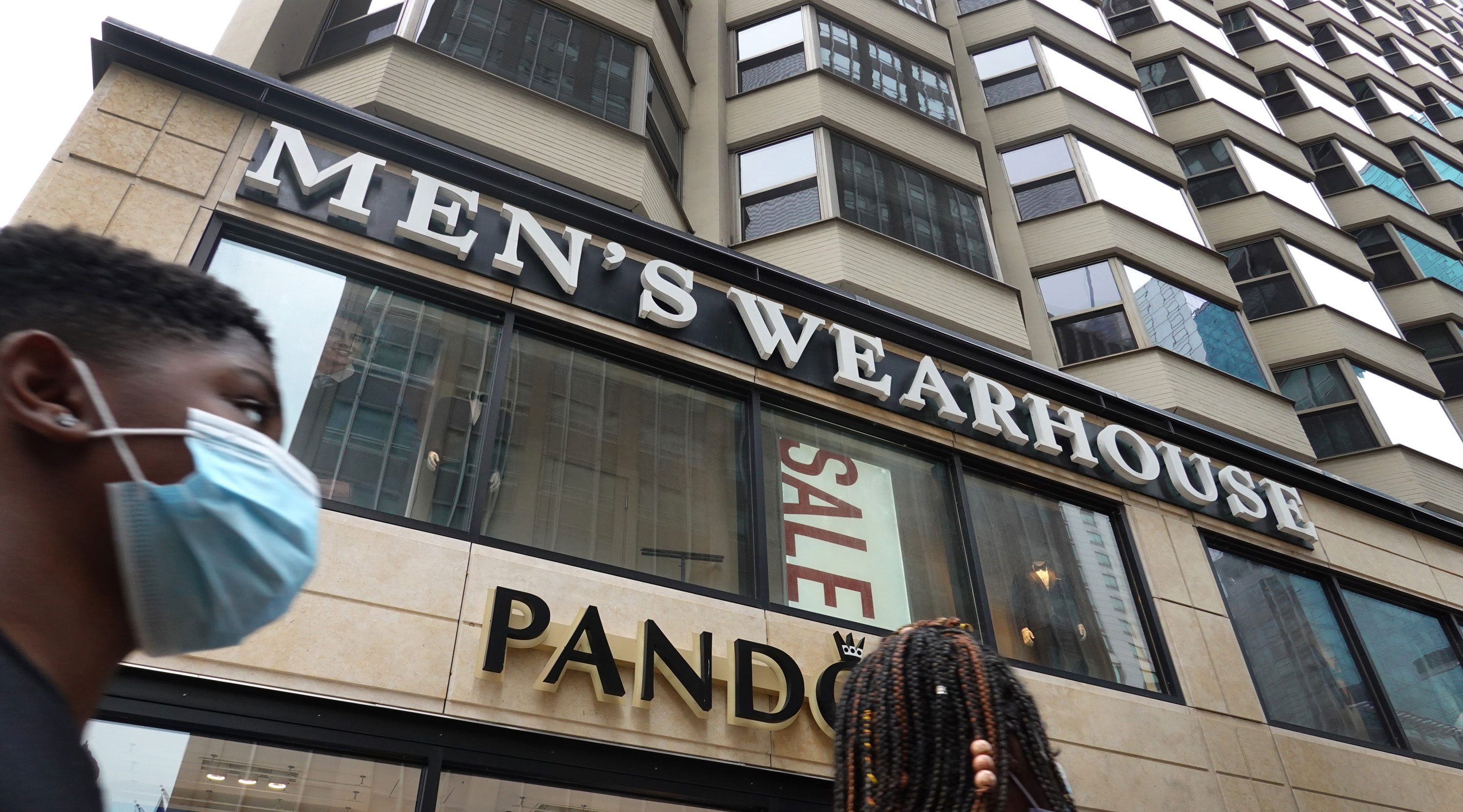 Men S Wearhouse Owner Files For Bankruptcy As Pandemic Torpedoes Suit Sales Wsvn 7news Miami News Weather Sports Fort Lauderdale