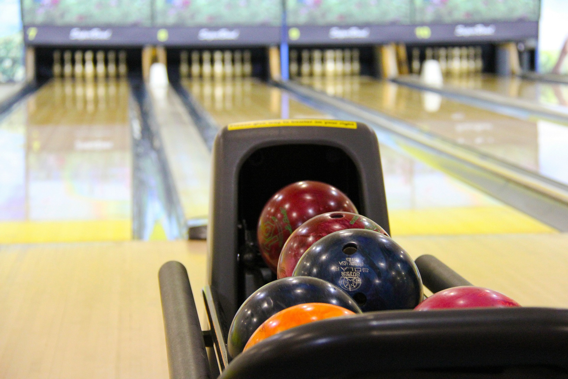 Palm Beach County To Reopen Movie Theaters Bowling Alleys Wsvn 7news Miami News Weather Sports Fort Lauderdale
