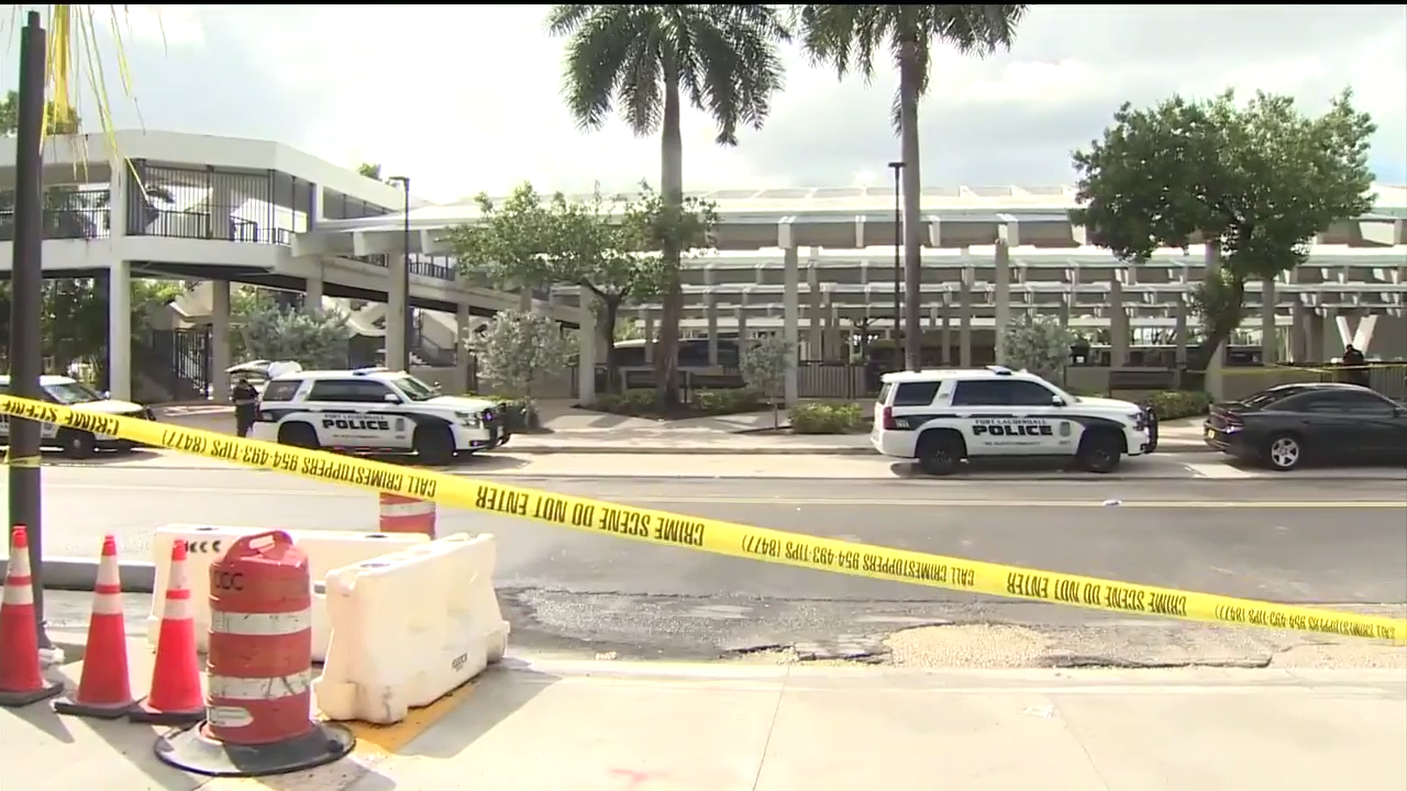 Police search for pair involved in shooting that killed 1, injured 2 at