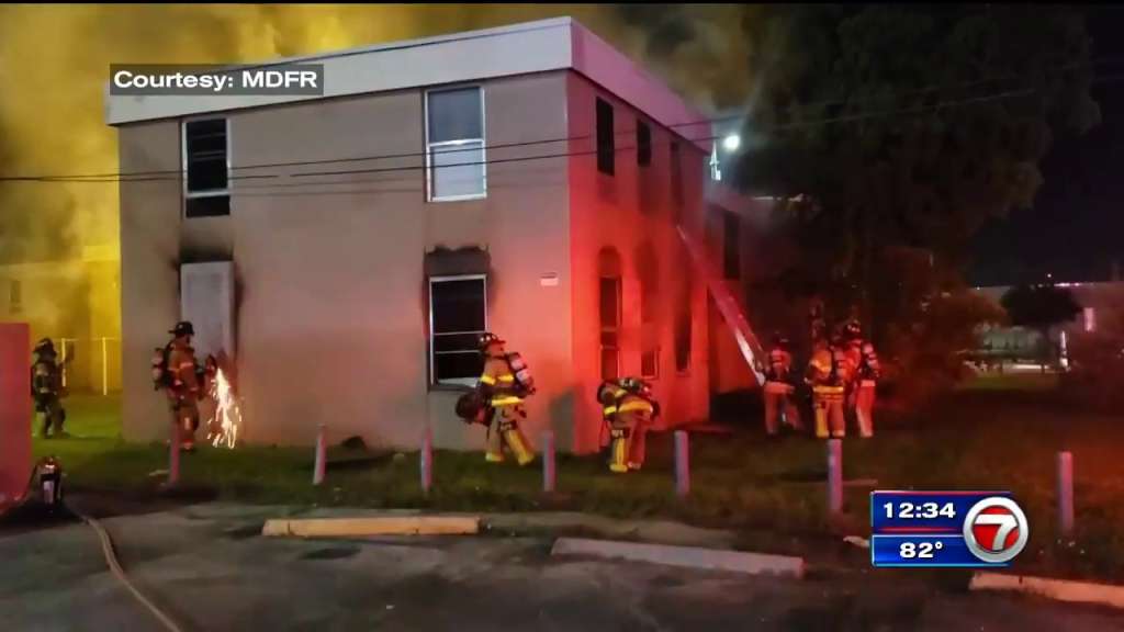 Crews extinguish fire at NW Miami-Dade apartment complex - WSVN 7News | Miami News, Weather ...