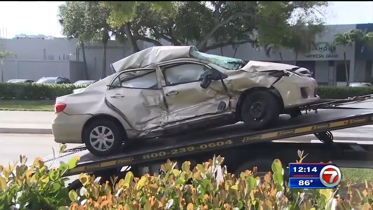 Car, transit bus damaged after crash in Pompano Beach WSVN 7News