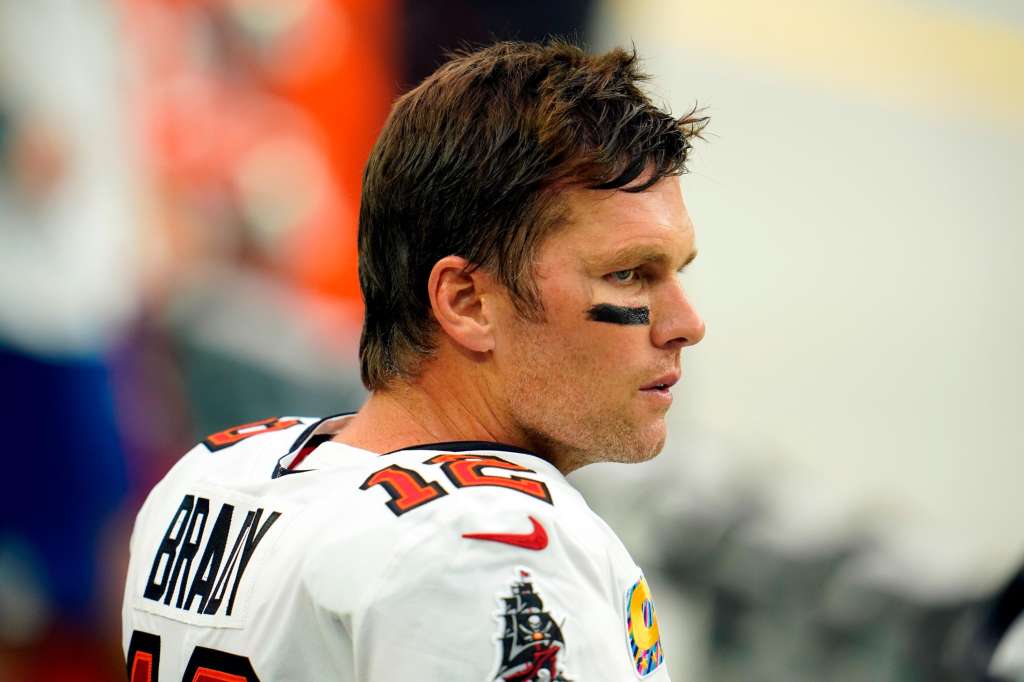 Tom Brady NFL’s alltime passing touchdown leader WSVN 7News