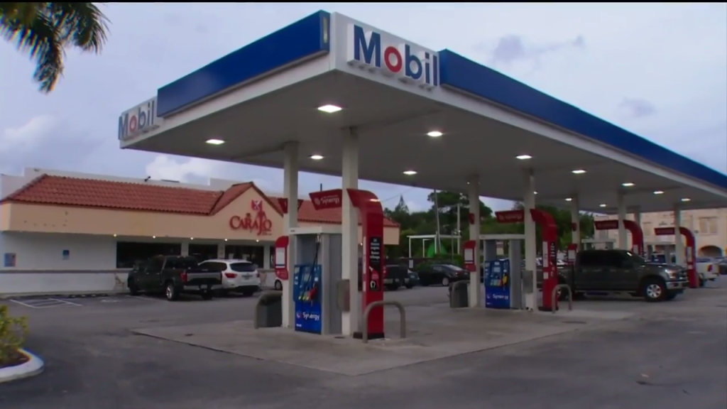 3 South Florida gas stations double as restaurants serving delicious food - WSVN 7News | Miami ...