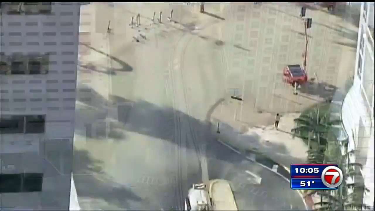 Crews respond to water main break in downtown Miami; boil water notice ...