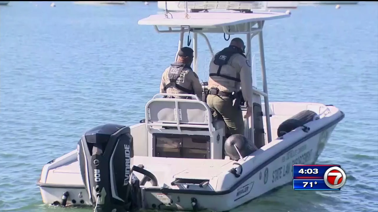 Search continues for missing man after violent boat crash near Key