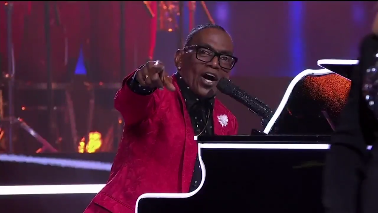 Jane Krakowski, Randy Jackson reboot ‘Name That Tune’ to test players