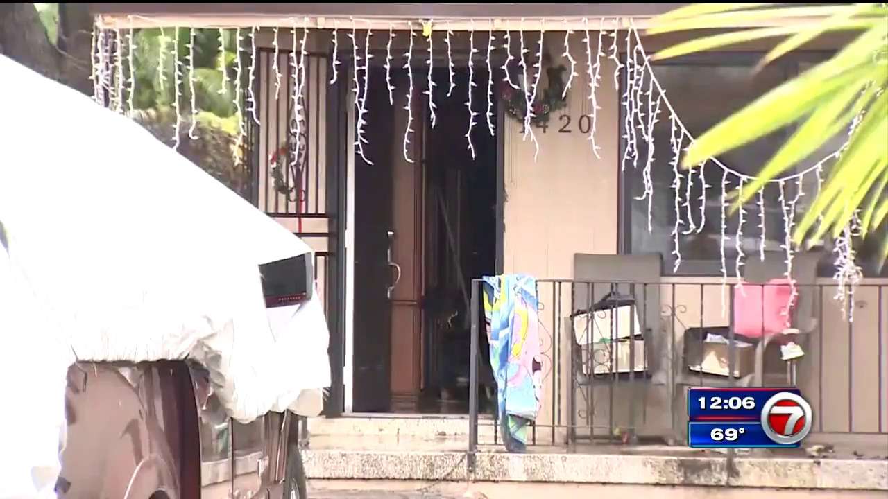 12 displaced, 4 dogs rescued after fire at Miami duplex - WSVN 7News ...