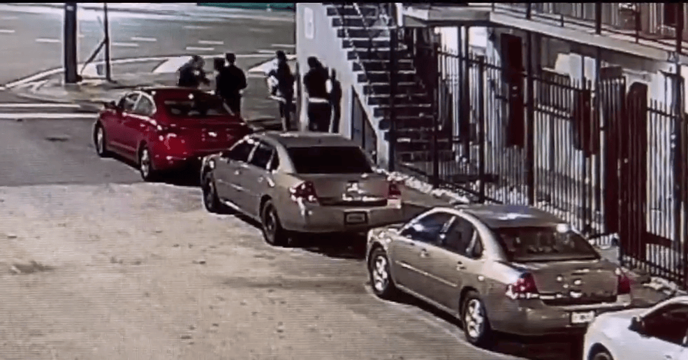 Police search for 2 armed robbery suspects in Miami – WSVN 7News ...