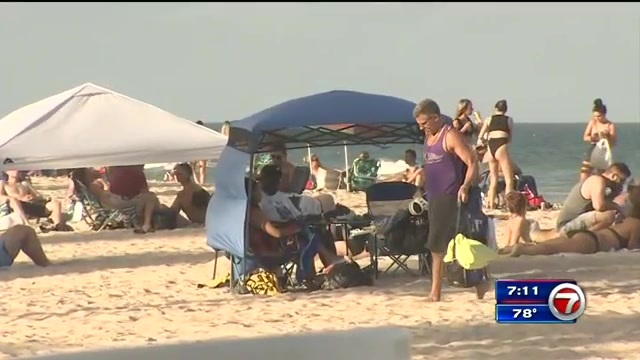 Spring break crowds flock to Fort Lauderdale, Miami Beach amid COVID concerns – WSVN 7News |  Miami News, Weather, Sports