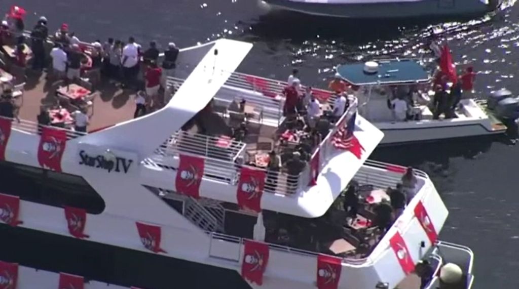 Boat parade for Super Bowl champion Buccaneers