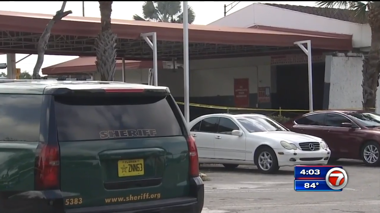 1 airlifted after shooting at Lauderdale Lakes car wash; manager says gunman is former employee
