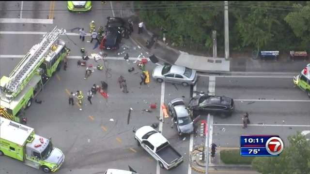 3 children, 2 adults hospitalized after multi-vehicle crash in SW Miami ...