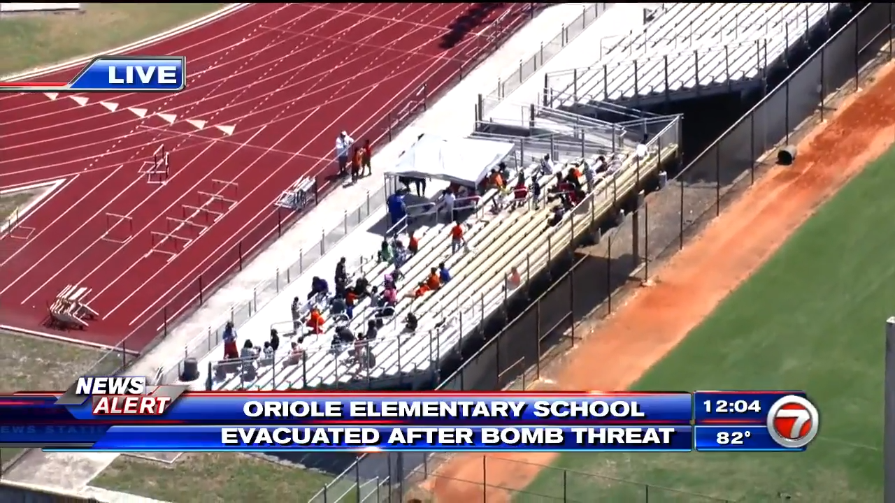 Students evacuated after bomb threat at elementary school in Lauderdale ...