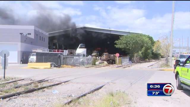 Crews extinguish fire at NW Miami-Dade recycling plant - WSVN 7News ...
