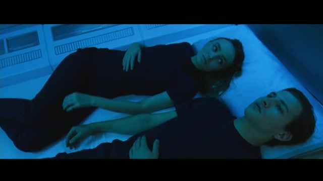 Stars of sci-fi thriller 'Voyagers' talk interstellar ...