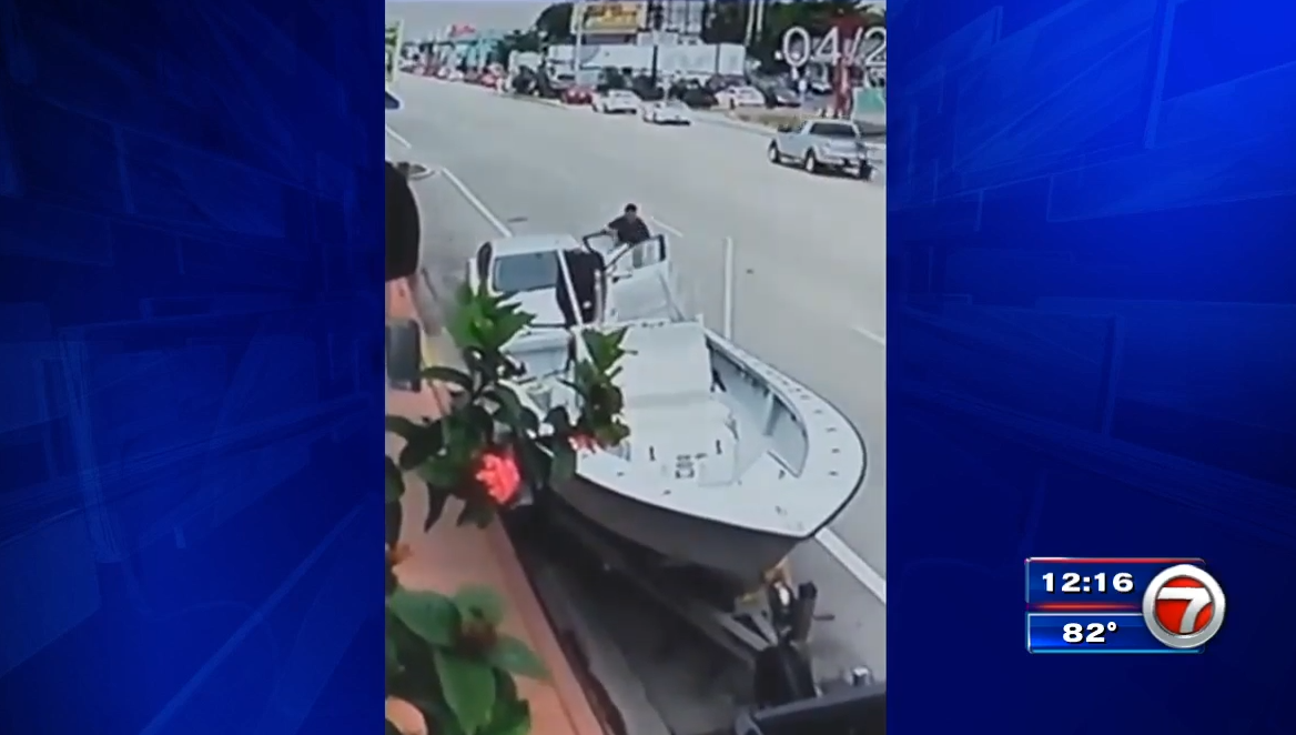 Nearly 7K in fishing equipment stolen from boat outside Arky’s Live Bait & Tackle in Miami