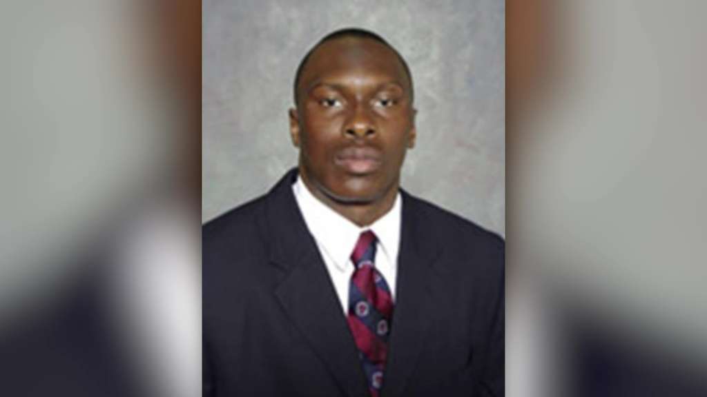 Authorities NFL player Phillip Adams killed 5, then himself WSVN