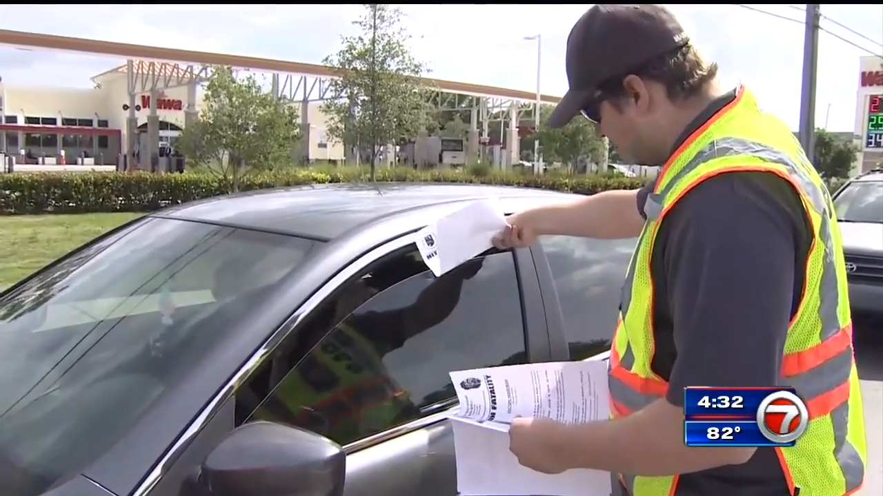 Police release video, pass out fliers in search for SW Miami-Dade hit ...