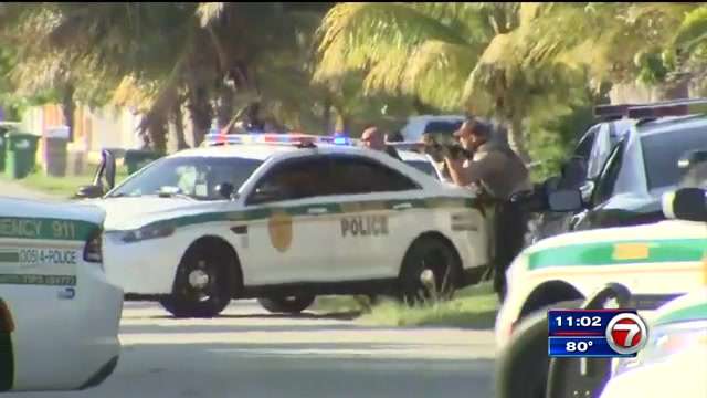 Shooter, 2 women dead after man barricades self inside SW Miami-Dade ...