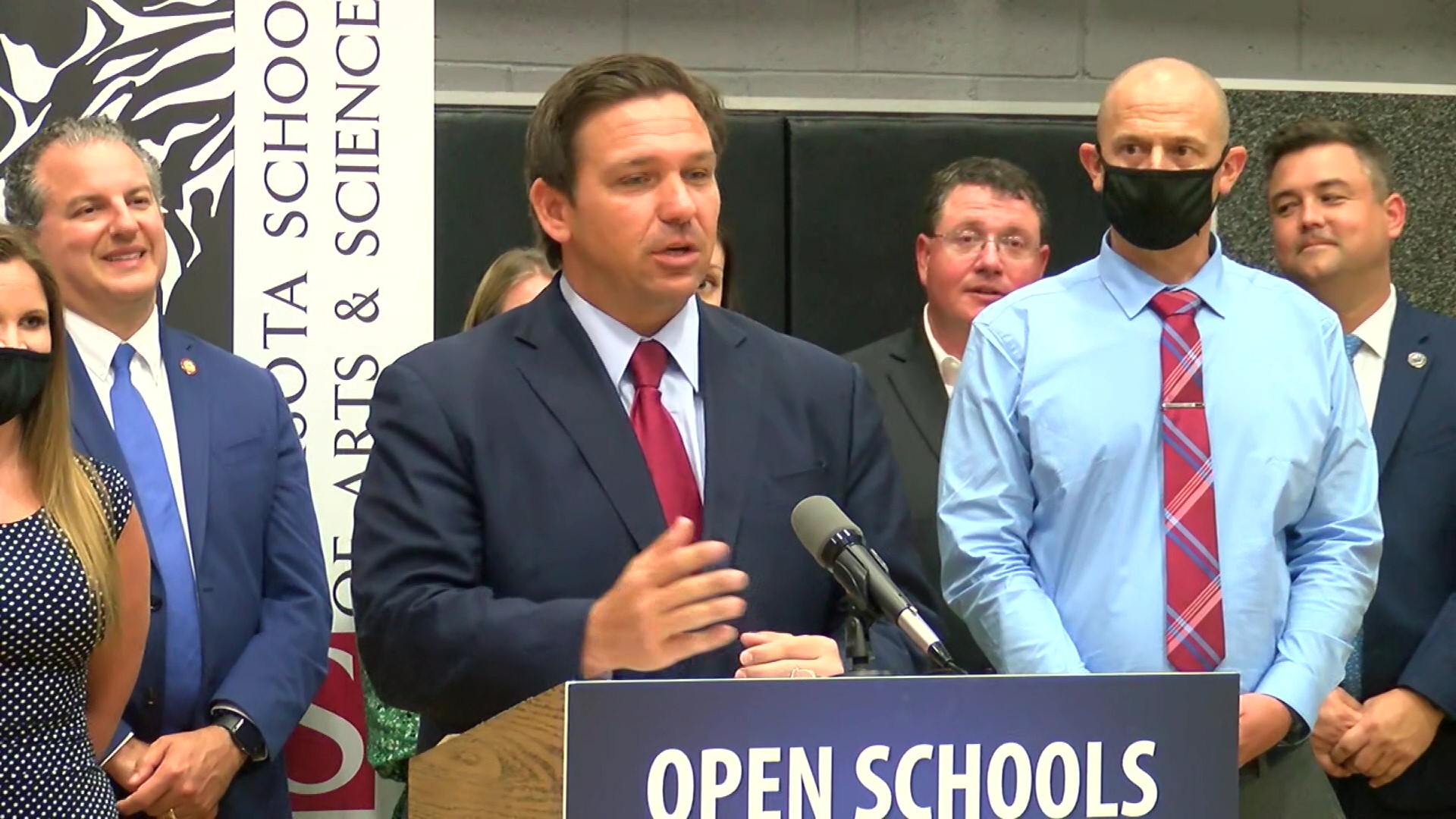 Florida to give 1,000 bonuses to teachers, principals WSVN 7News