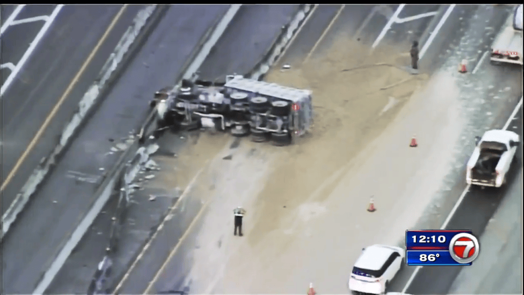Dump truck driver dead after rollover crash on Turnpike in NW Miami ...