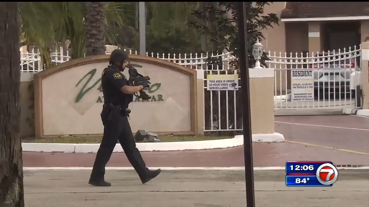 Suspect in custody after shots fired at Miramar apartment complex ...