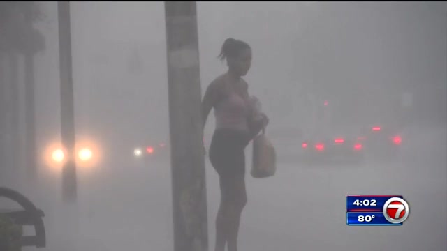 Downpours across South Florida cause flooding in Miami Beach, Fort Lauderdale – WSVN 7News | Miami News, Weather, Sports - News Chant USA 2 210712 Fort Lauderdale rain