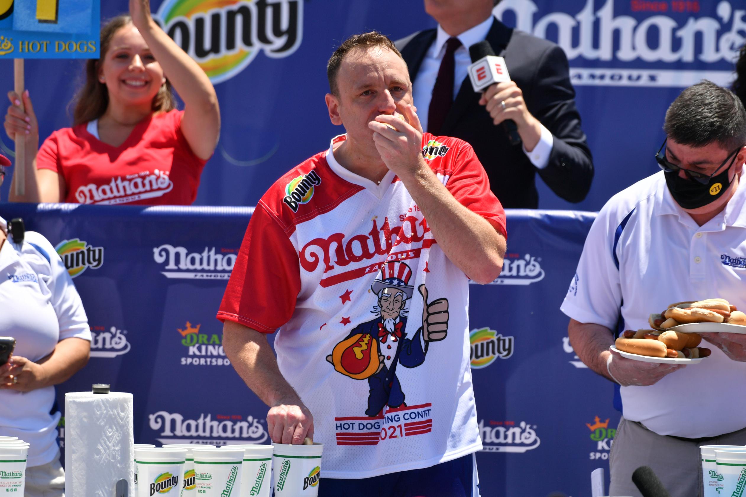Nathan’s Hot Dog Contest 2021 Joey Chestnut wins for 14th time WSVN
