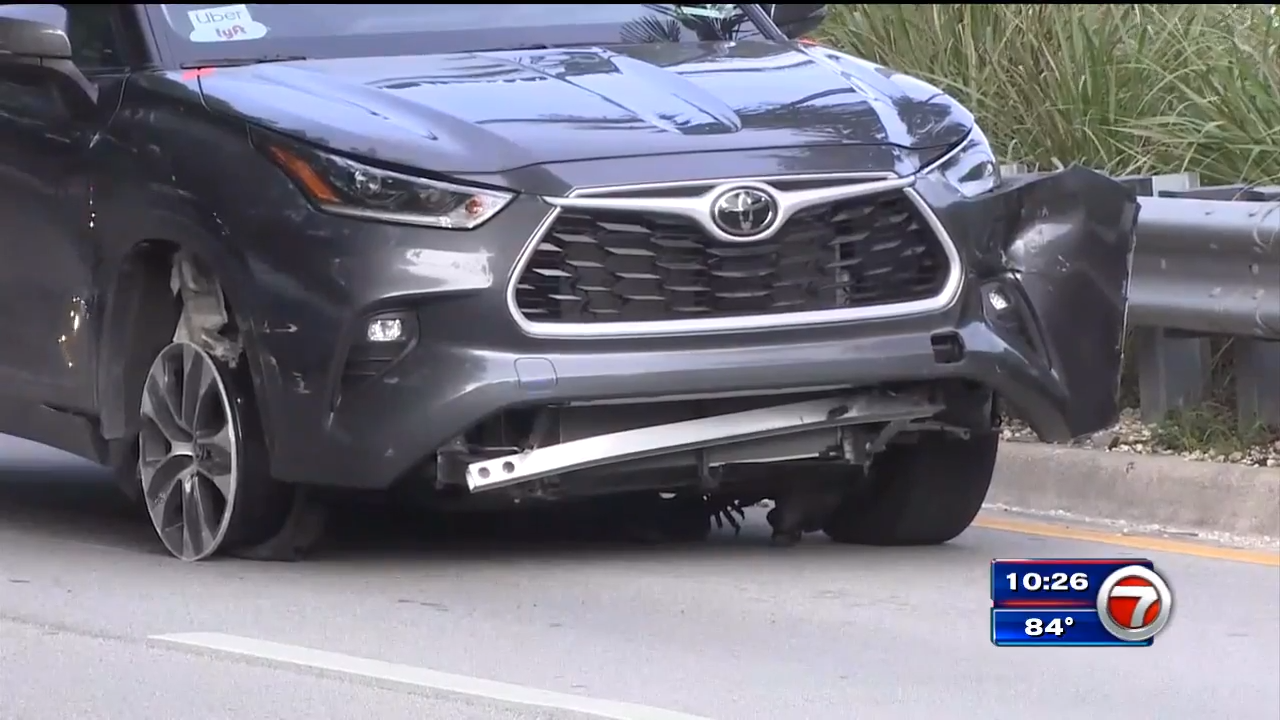 Carjacker escapes police in Coconut Grove after stealing SUV from Mount Sinai Medical Center