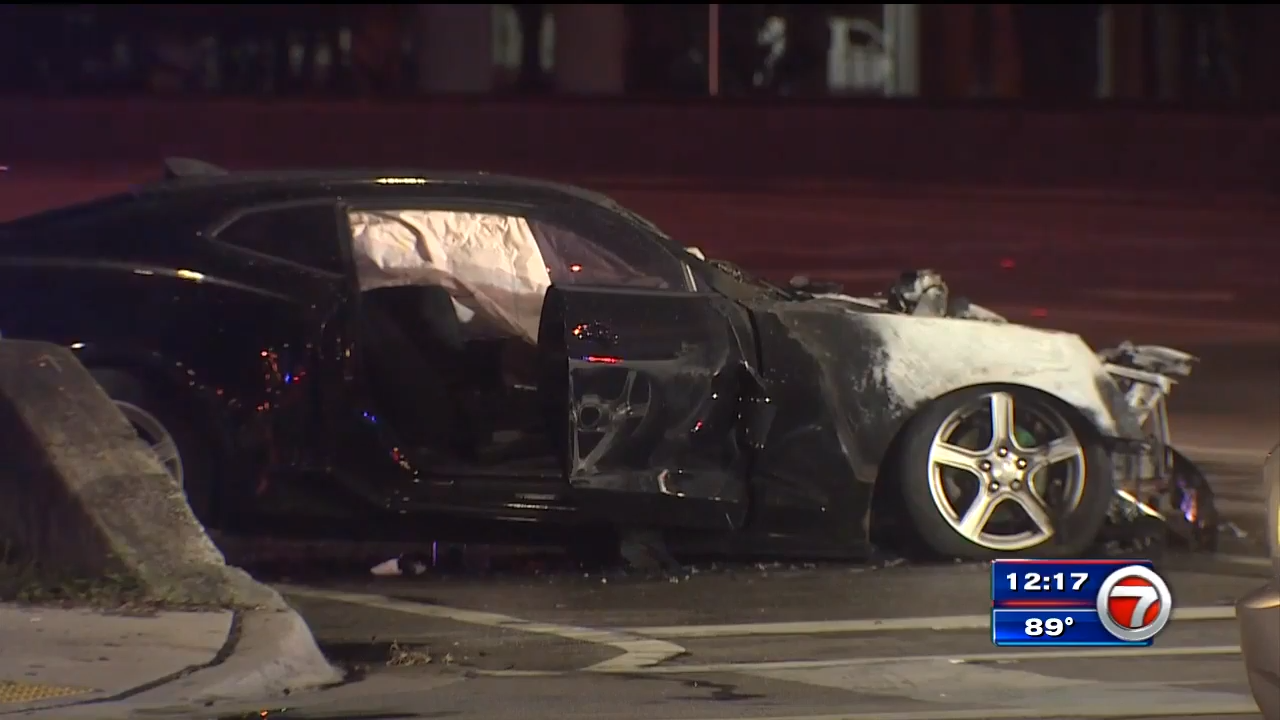 2 transported following fiery crash in NW Miami-Dade - WSVN 7News ...