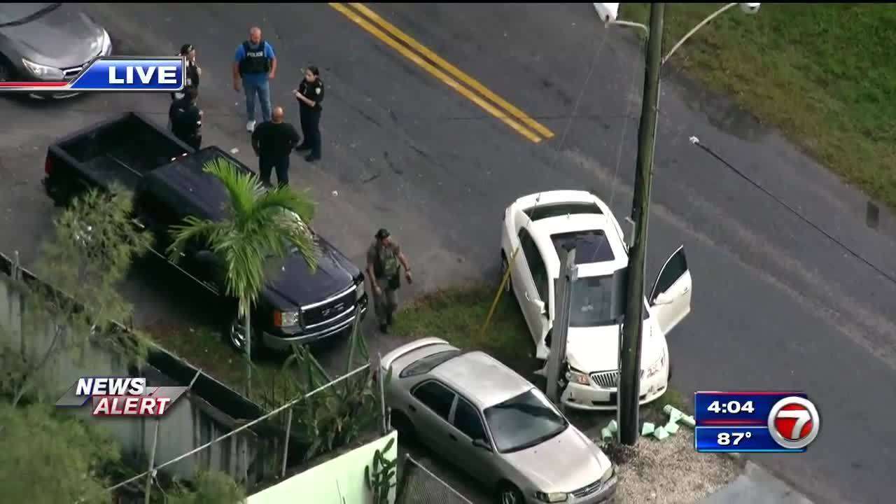 Police pursuit ends in crash in Fort Lauderdale - WSVN 7News | Miami ...