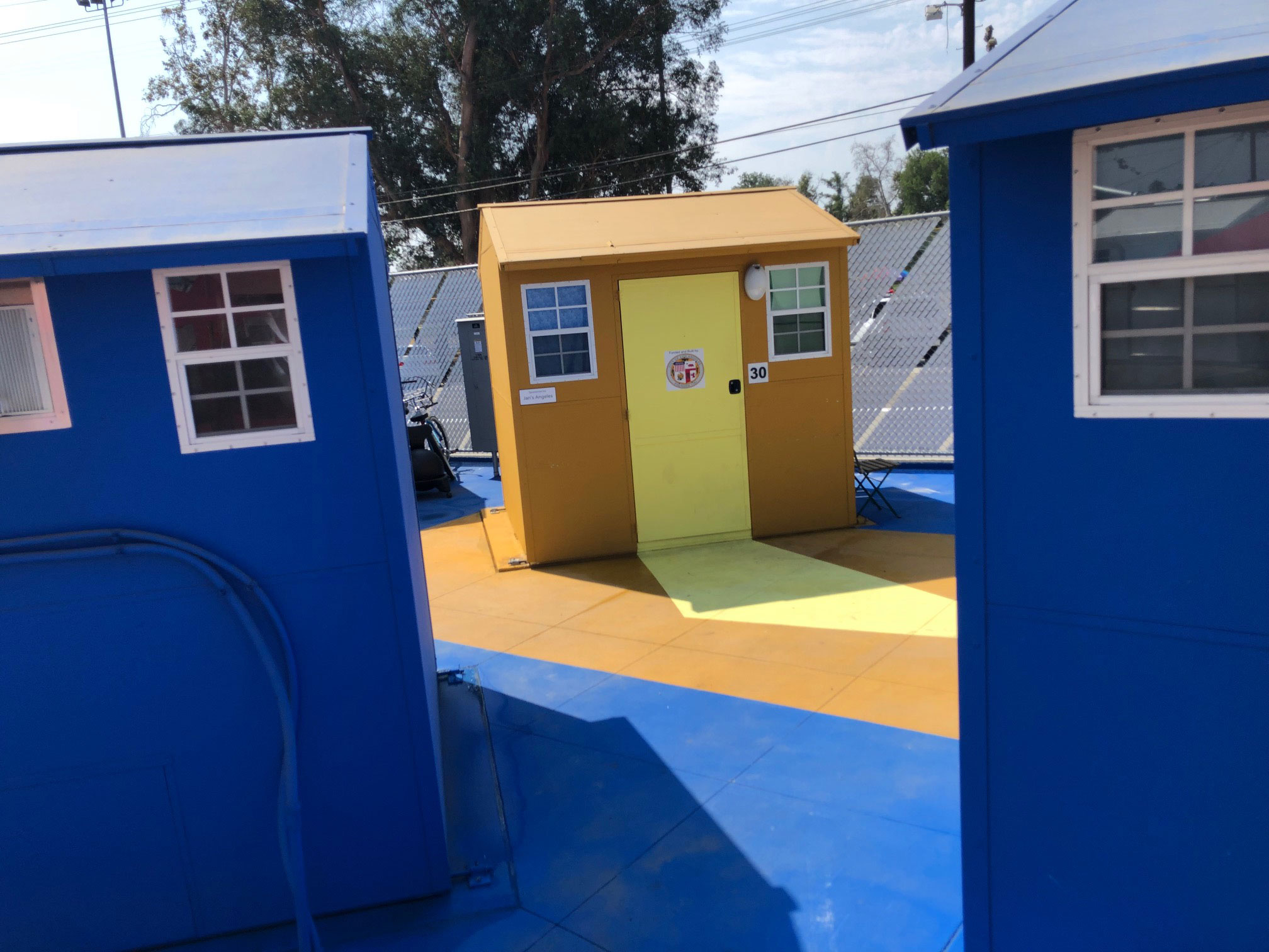 These tiny homes in Los Angeles offer the city’s homeless a new lease
