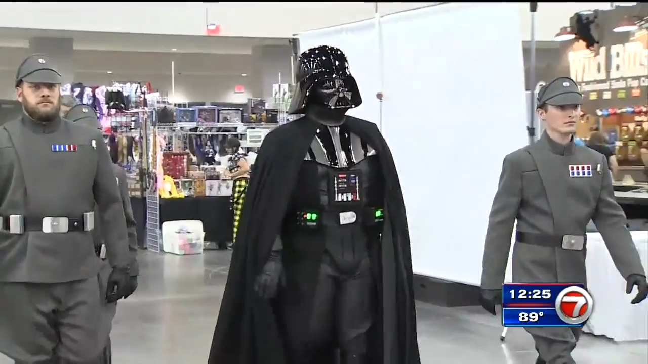 Florida Supercon kicks off at Miami Beach Convention Center WSVN