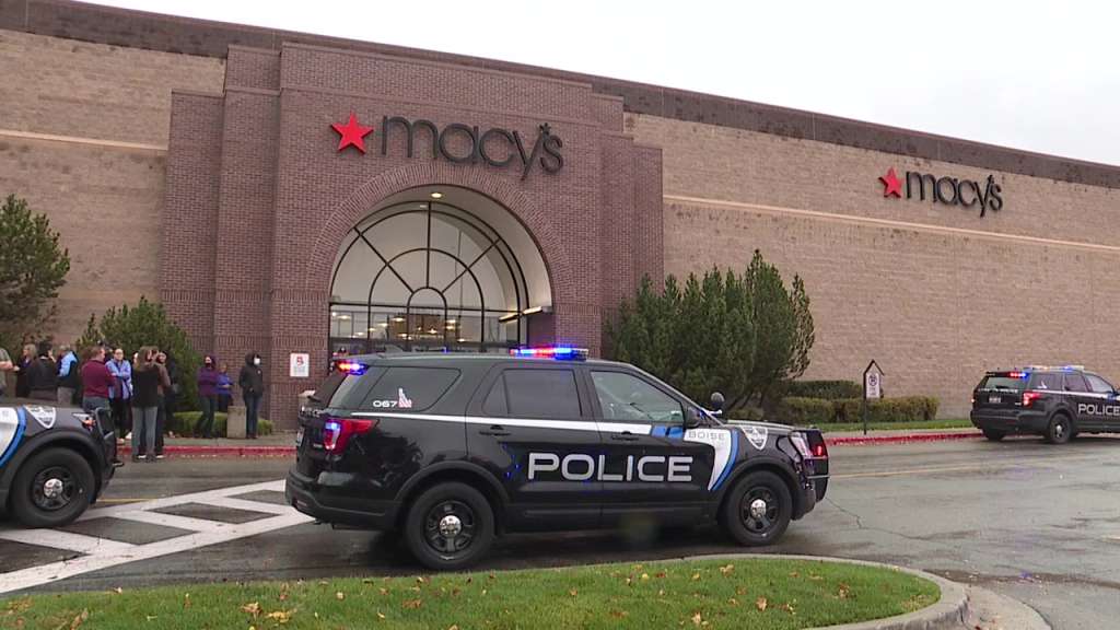‘We’ve got to run’ — Idaho mall shooting leaves 2 dead; suspect