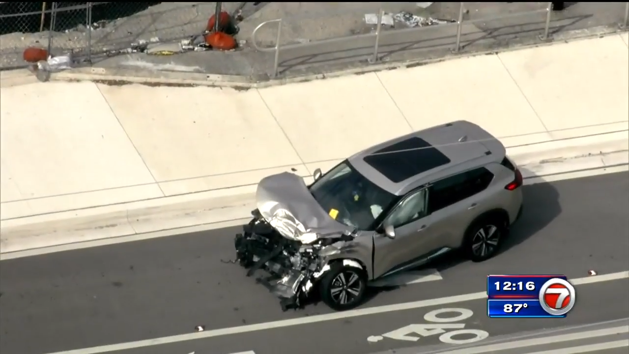 BSO deputy involved in crash in Hollywood - WSVN 7News | Miami News ...