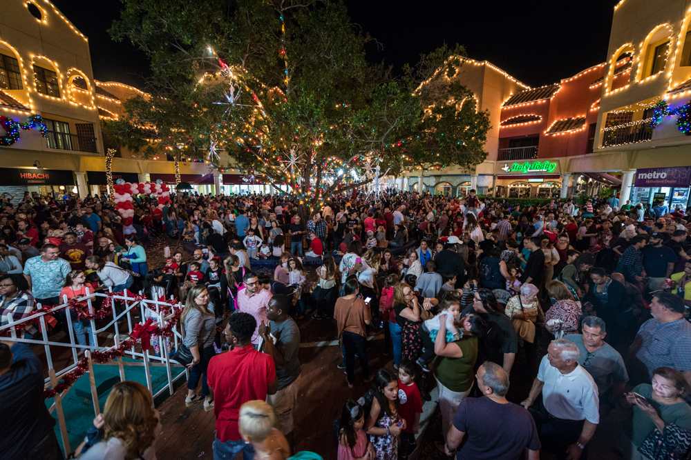 36th Main Street Festival of Lights & Small Business Saturday event