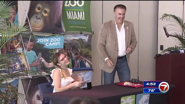 Local student, ambassador for Zoo Miami, receives scholarship, K – WSVN 7News | Miami News, Weather, Sports