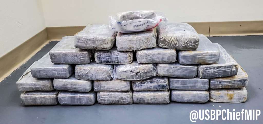 Good Samaritan turns in over $1M in cocaine