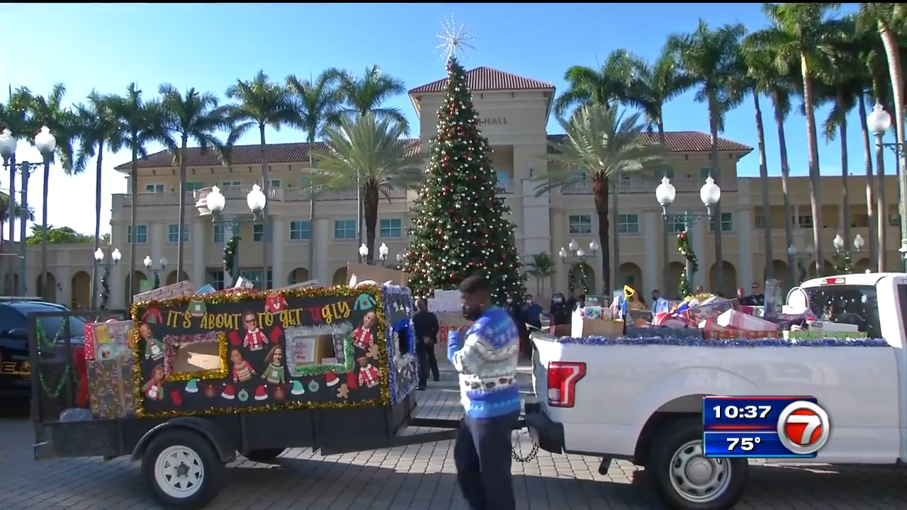 Polar Express Toy Drive organizers host holiday toy drive for kids in