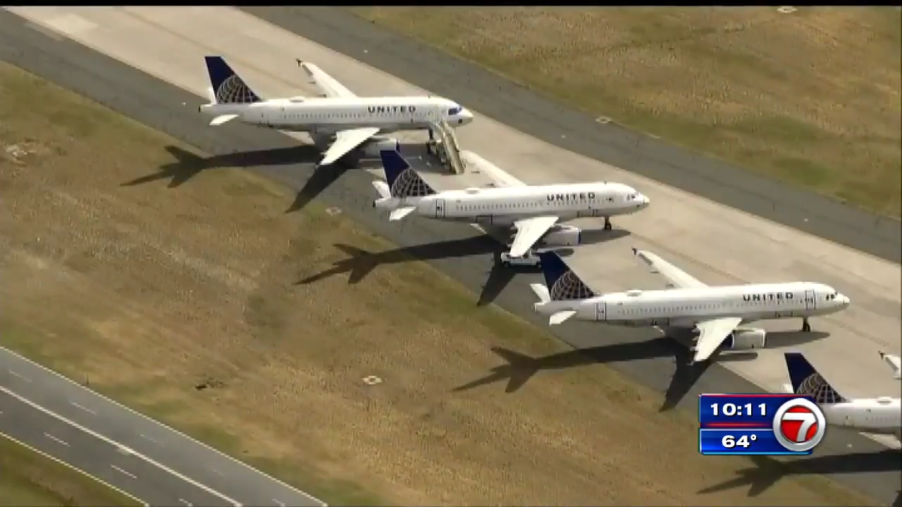 Over 100 United flights cancelled due to staffing shortages from COVID