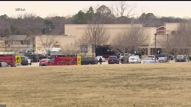 Hostages safe after standoff inside Texas synagogue; captor dead – WSVN 7News | Miami News, Weather, Sports