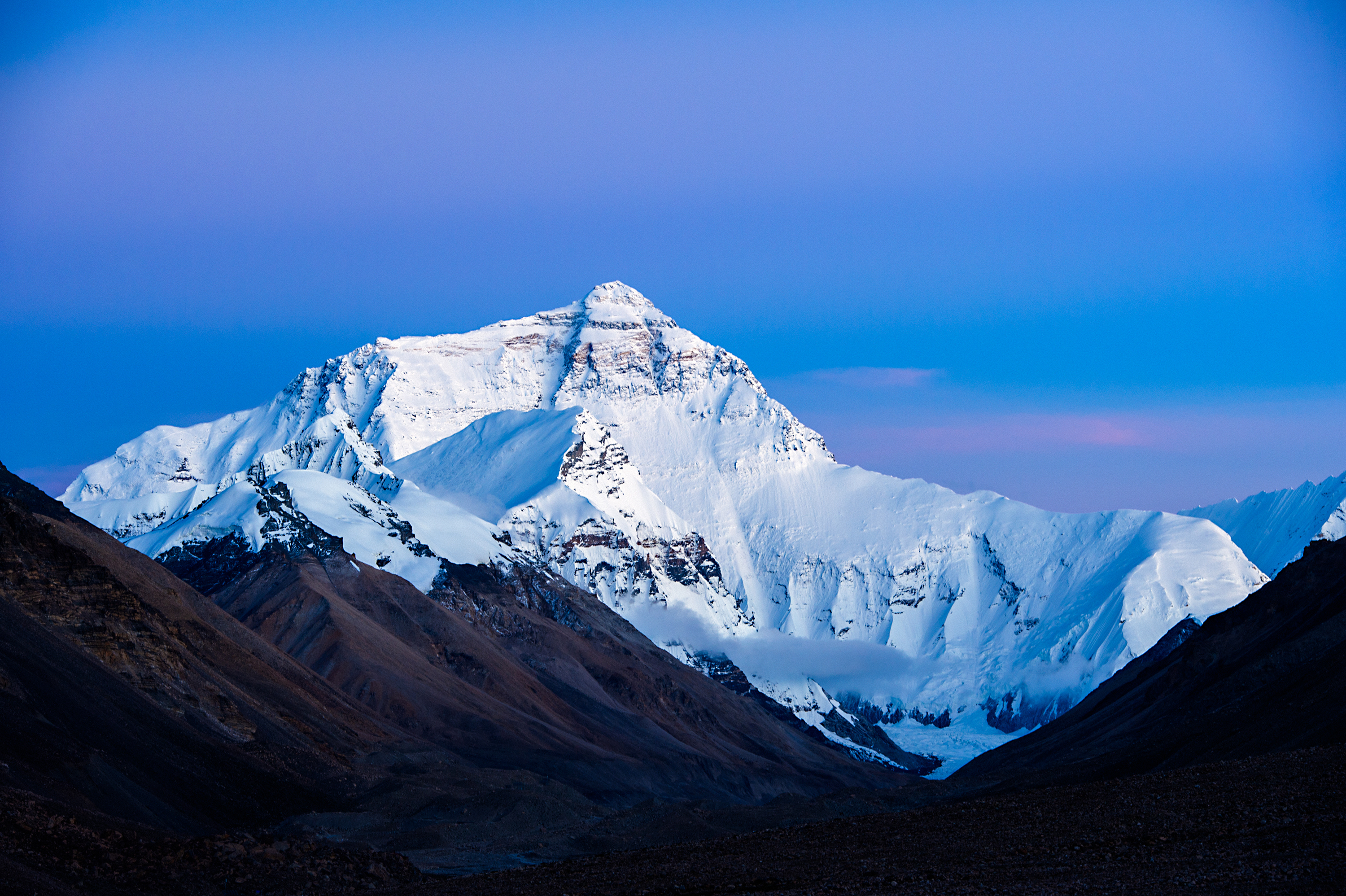 Snowpack on Mount Everest is Over 9x Deeper Than Originally