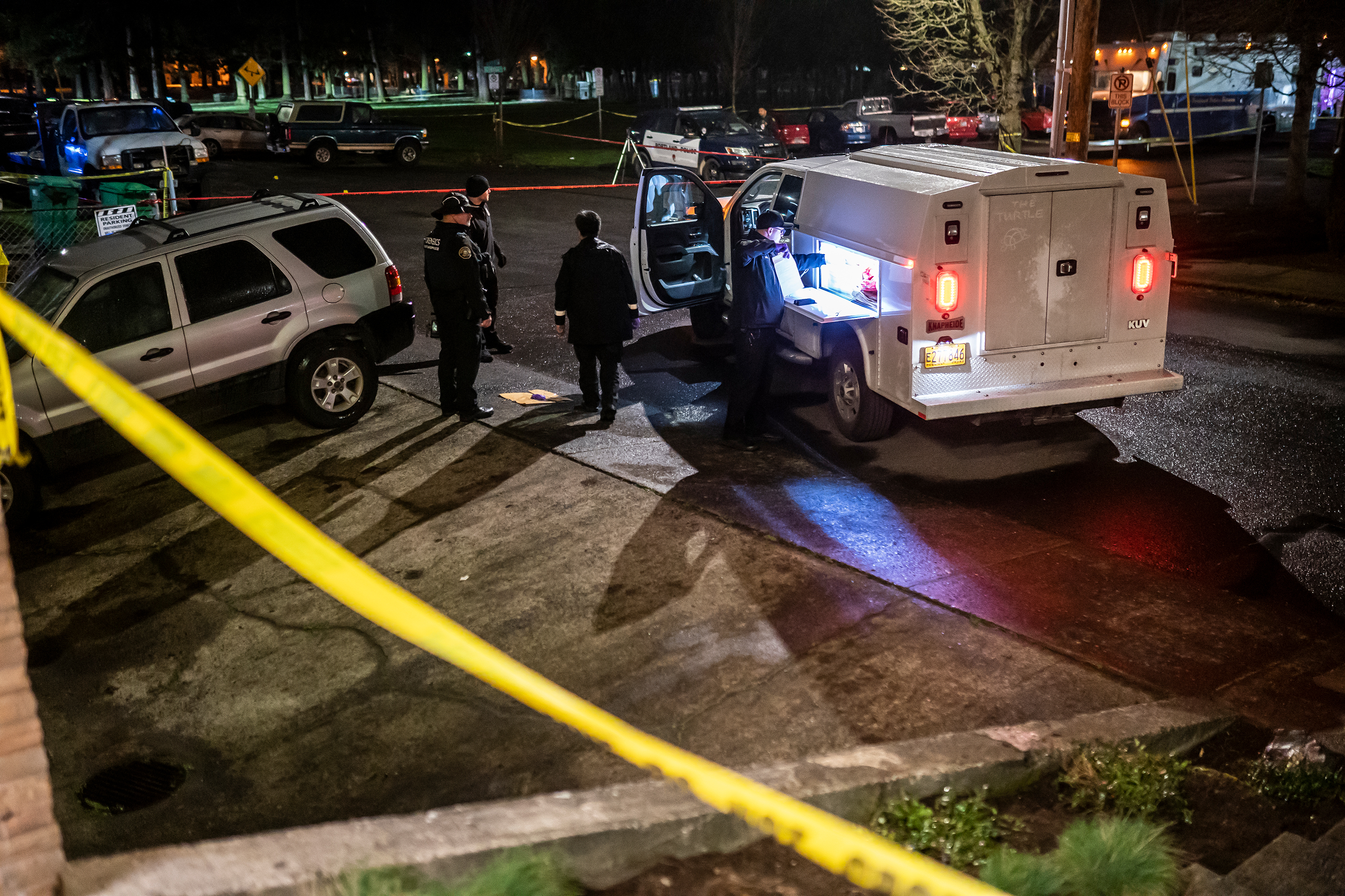 Police: 1 dead, 5 injured in Portland after confrontation between ...