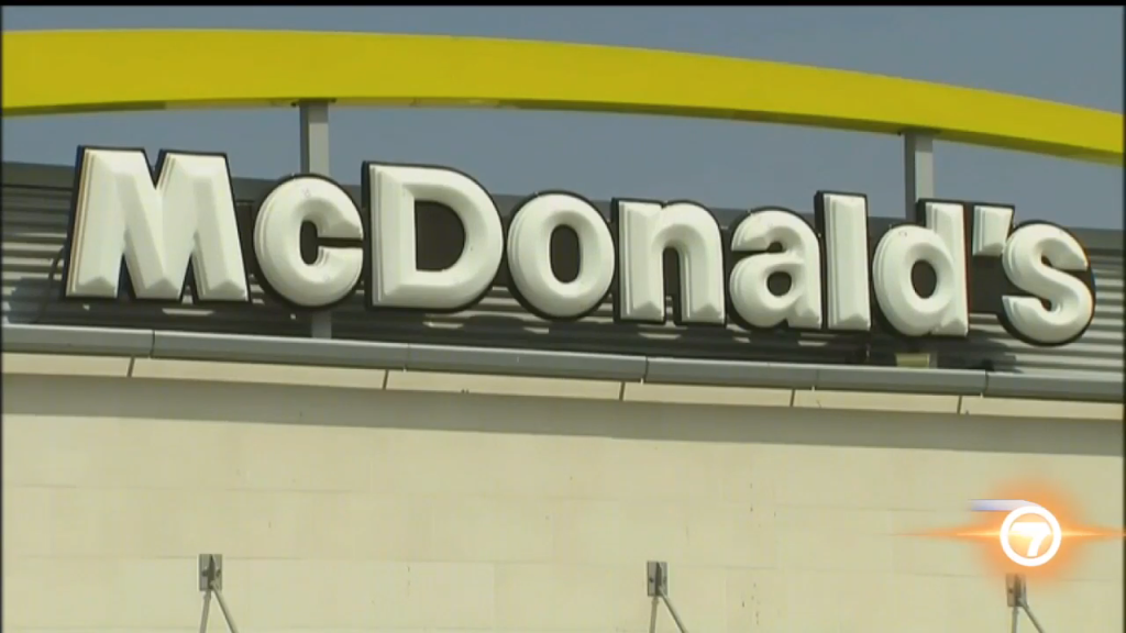 WSJ McDonalds to close offices briefly ahead of layoffs WSJ McDonalds to close offices briefly ahead of layoffs